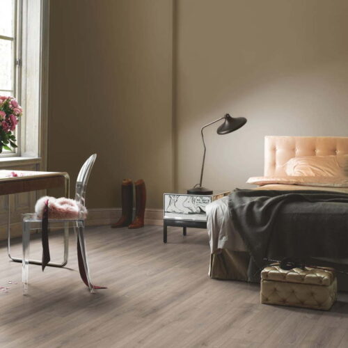 Parquet Laminado Parador Trendtime 6 AC5 Clase 33 9mm Roble Valere Oscuro Calizo