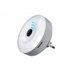 Pasarela de conexión AYR int_NEX de color blanco con conector de enchufe europeo, diseñada para integrar dispositivos inteligentes AYR vía WiFi y Bluetooth