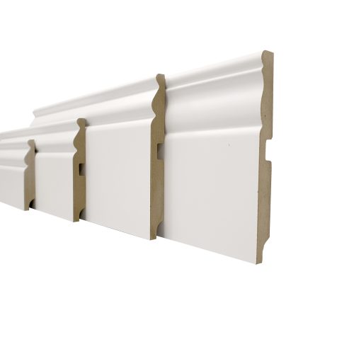 Rodapié con moldura MDF hidrófugo lacado blanco en varias alturas, diseño clásico decorativo y acabado resistente a la humedad para suelos laminados, parquet y tarima.