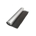Base aislante para suelo laminado de caucho con aluminio en rollo, con barrera de vapor, aislamiento acústico y protección antihumedad para instalación de parquet flotante.